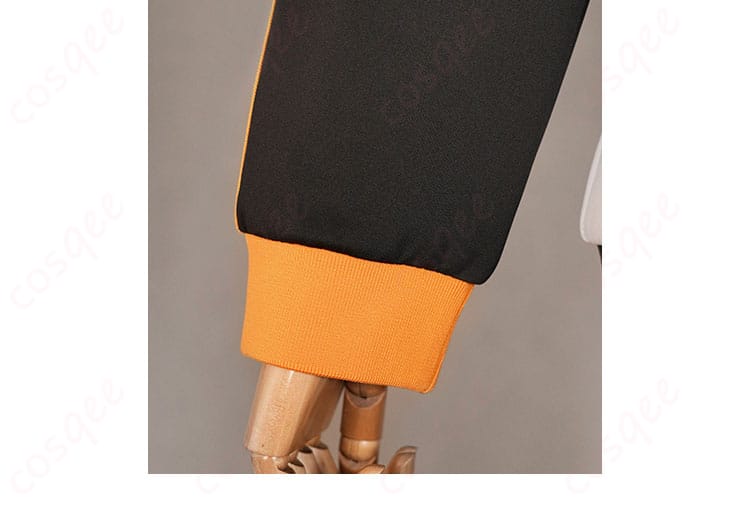 ナツキ・スバル コスプレ衣装の袖口ディテール。クオリティの高い仕上がり。