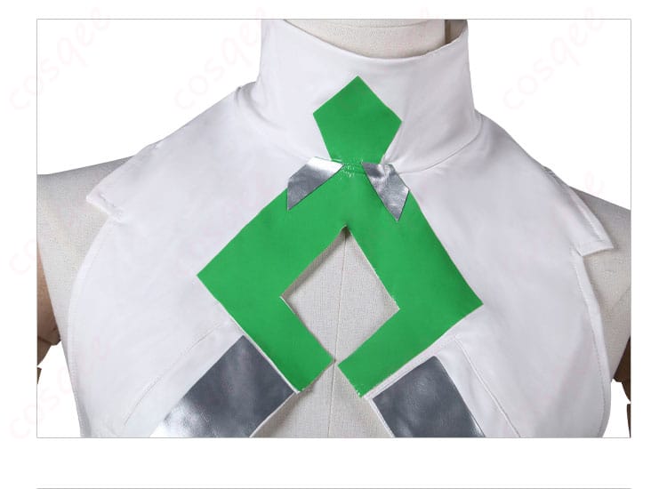 衣装の襟の装飾ディテール。ベール(グリーンハート)の衣装に施された繊細な刺繍と装飾が魅力的。