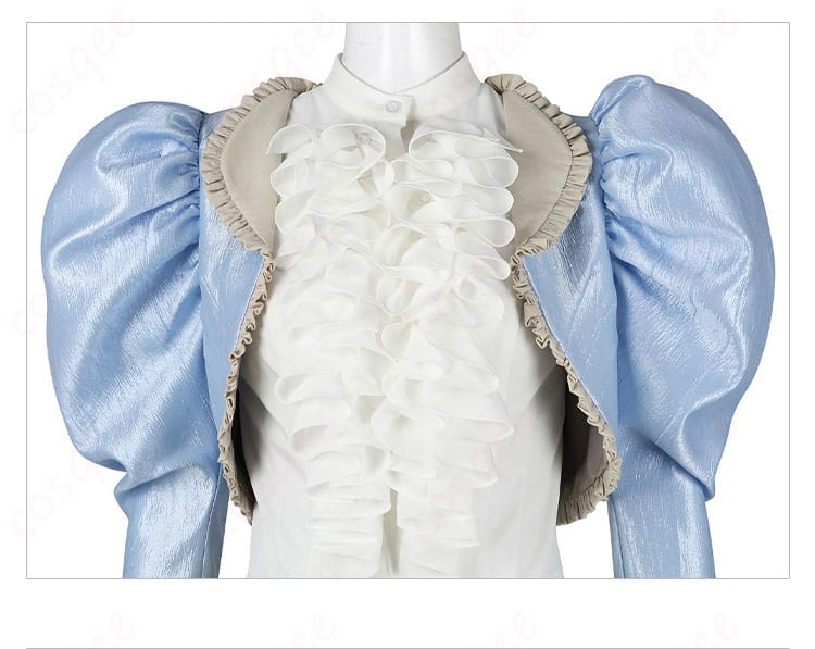 衣装の繊細な装飾、刺繍やデザインの美しさを紹介。