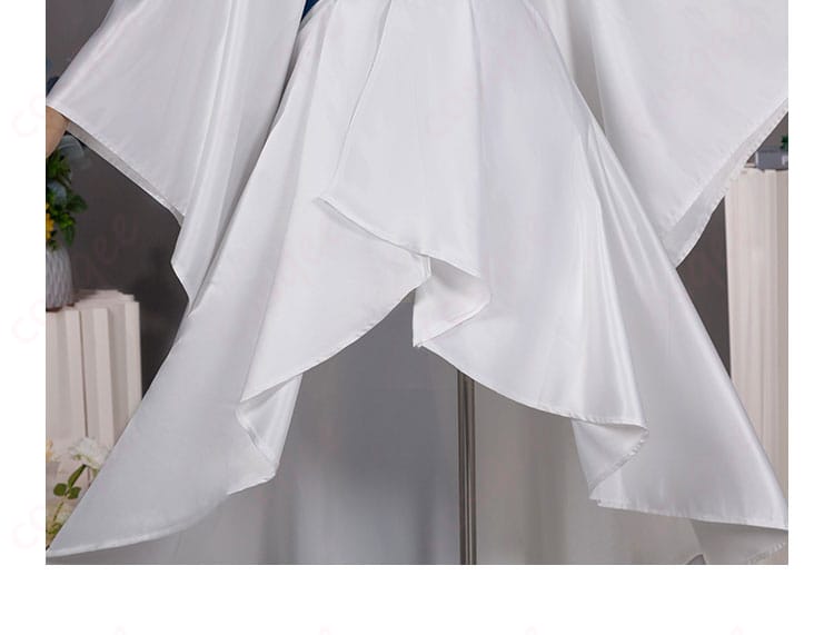 九条和音 コスプレ衣装(神化衣装)のスカートの装飾、華やかなデザインが特徴。