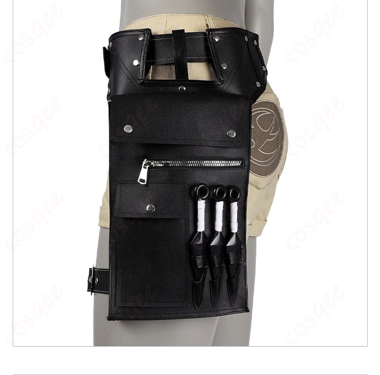 腰にある小さなバッグの装飾ディテール、ユフィ・キサラギのコスプレ衣装に欠かせないアクセサリー。