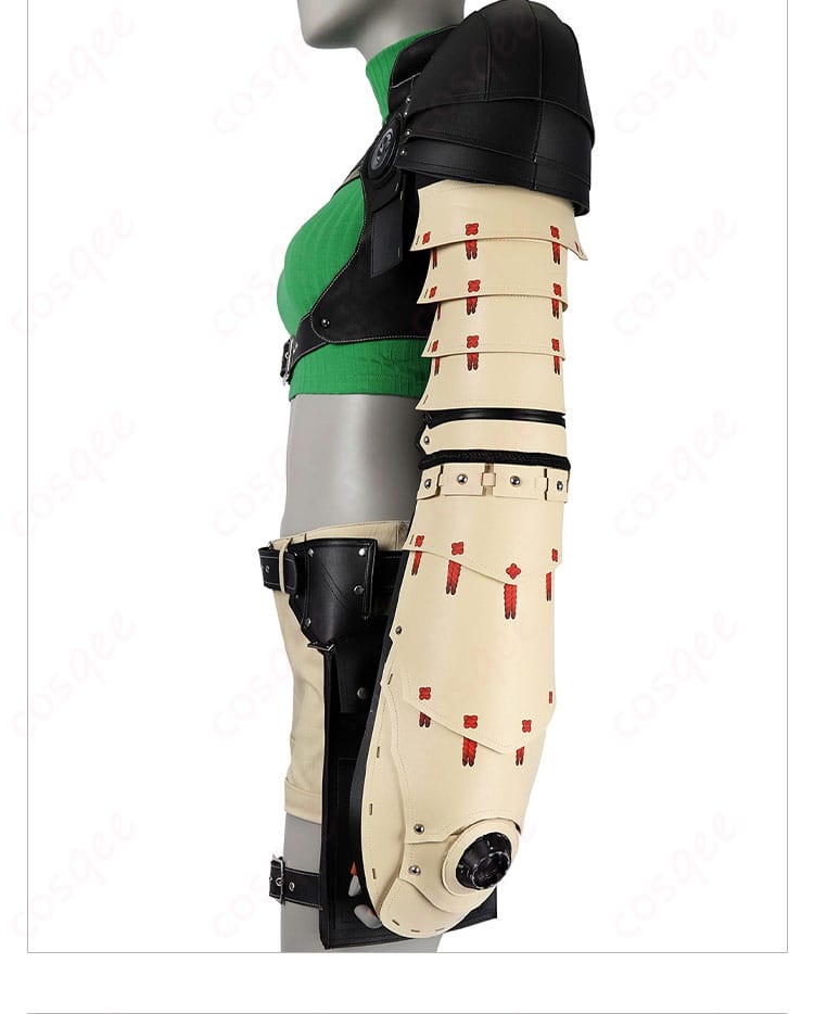 肩と腕に施された装飾ディテール、ユフィ・キサラギのコスプレ衣装に忠実。