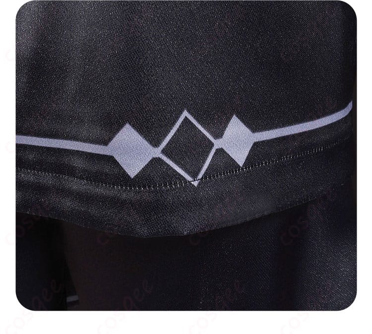 衣装の下衣部分のデザイン細部。衣装の美しさを引き立てるディテール。