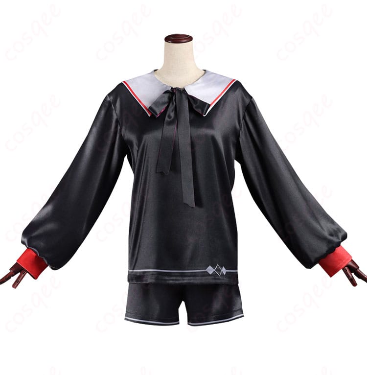 召使(アルレッキーノ)コスプレ衣装の正面からの画像。高忠実度のディテールでキャラクターを完全再現。