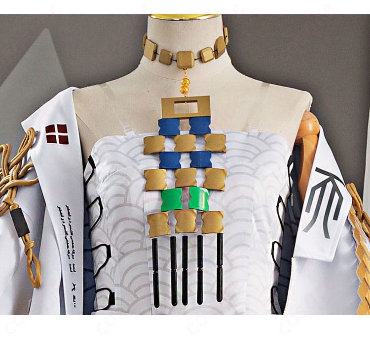 服装正面の装飾ディテール - シュウ コスプレ衣装