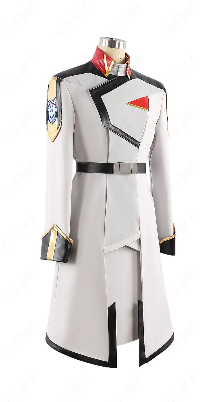 マリュー・ラミアス コスプレ衣装の右側面、忠実なデザイン