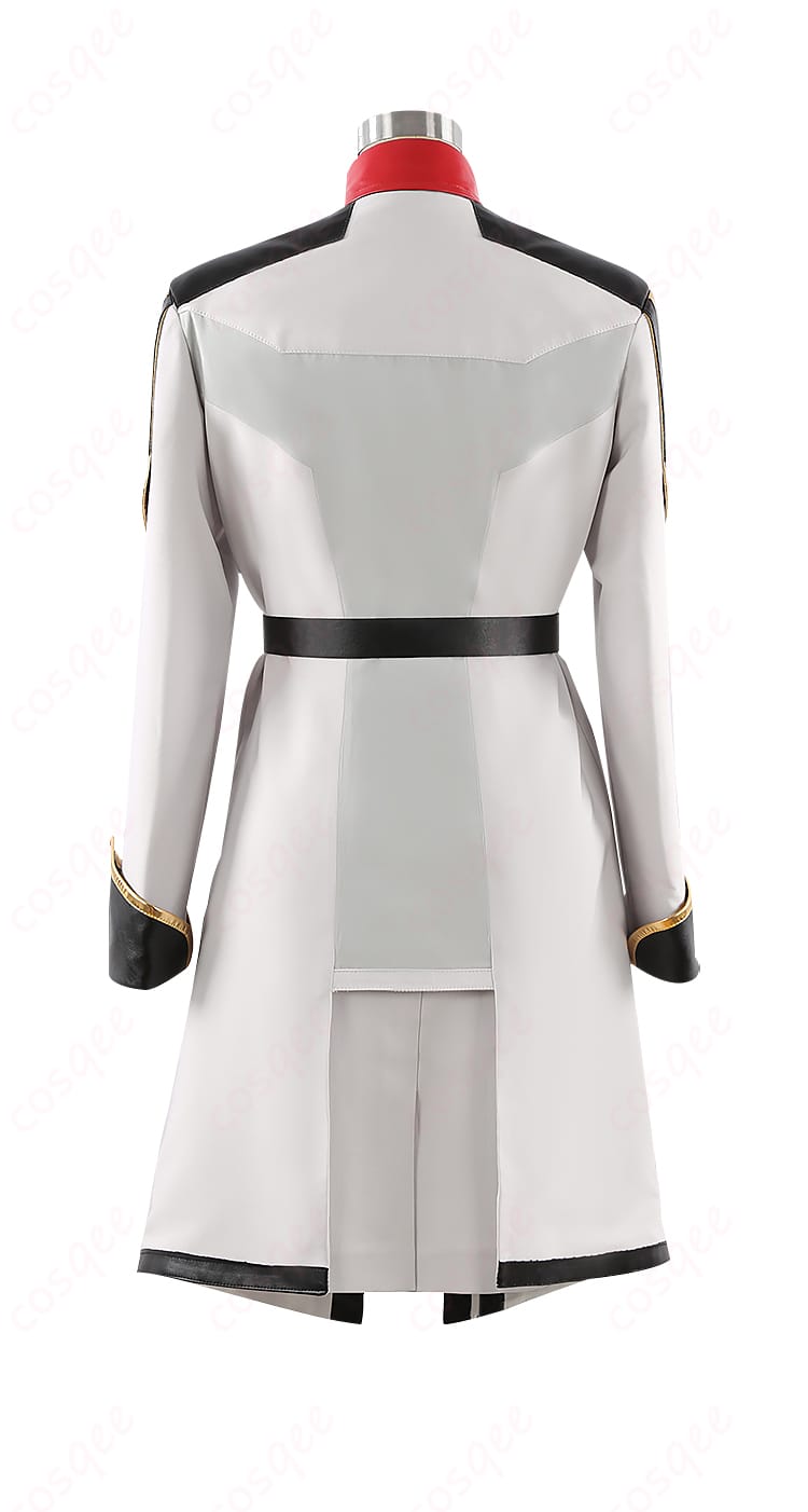 マリュー・ラミアス コスプレ衣装の背面、背中の装飾が特徴的