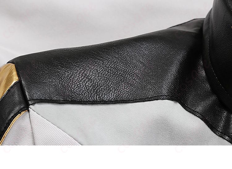 マリュー・ラミアス コスプレ衣装の衣肩、装飾のディテール