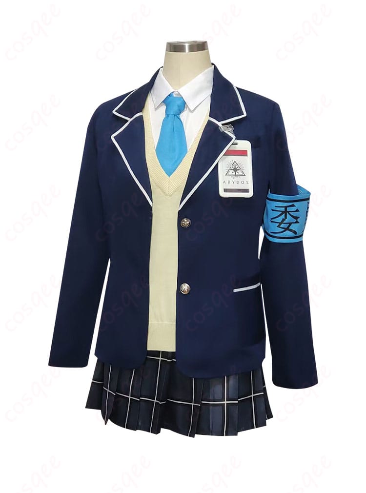 奥空アヤネ コスプレ衣装 正面画像。制服スタイルのコスプレ衣装で、ディテールが豊富。