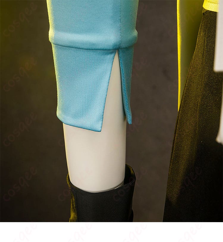 山岸風花 コスプレ衣装 新戦闘服 袖口のディテール。しっかりとした作りが特徴。