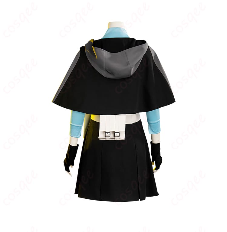 山岸風花 コスプレ衣装 新戦闘服 背面のディテール。戦闘服の後ろ姿がしっかり再現されています。