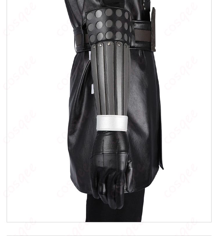 セフィロス少年期コスプレ衣装の首飾りと手袋側面装飾詳細