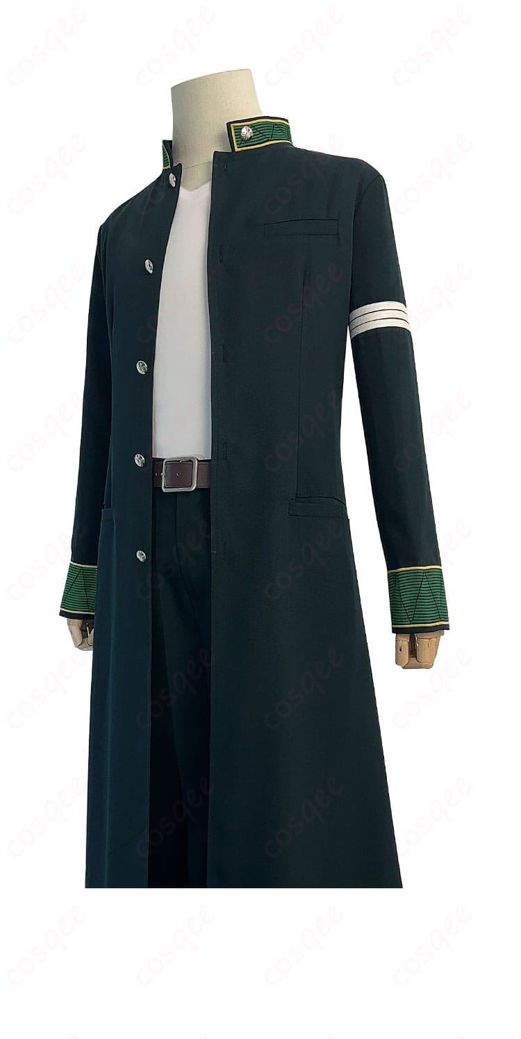 梅宮一 コスプレ衣装の左側画像。衣装の側面がよく見え、ベルトや袖のディテールが確認できます。