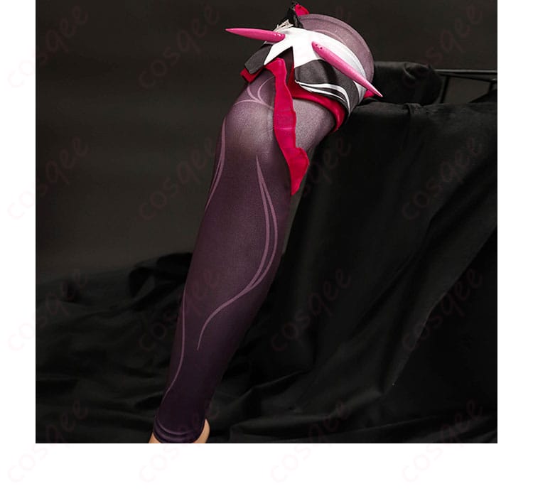 セリム コスプレ衣装 脚部とストッキングの装飾、可愛らしいアクセント