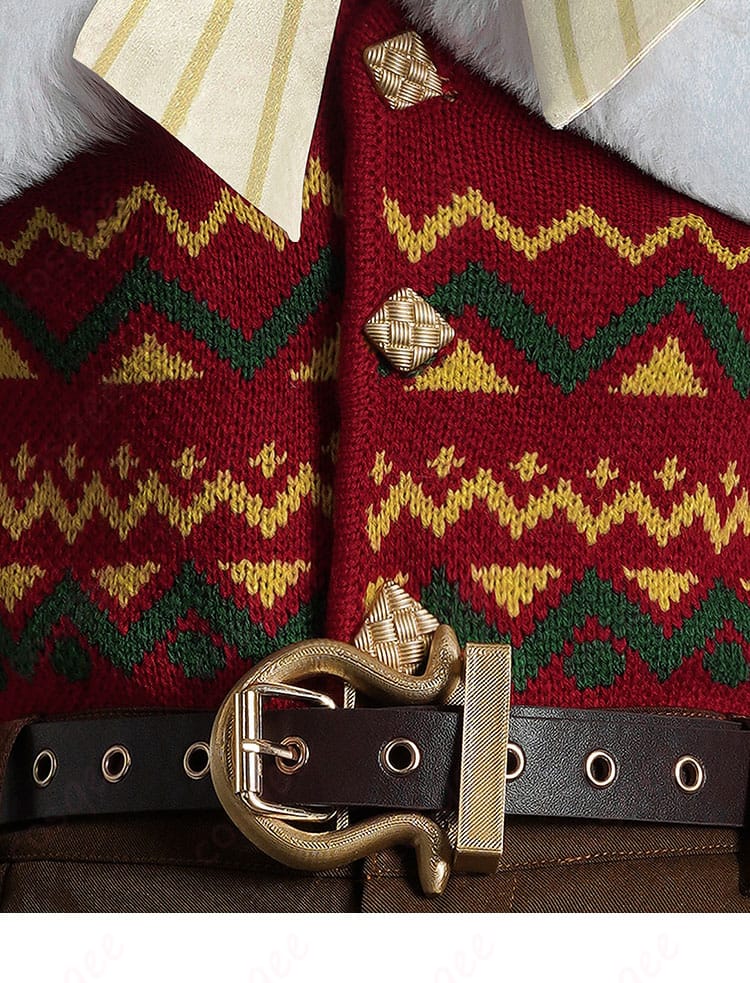 衣装の腰ベルト飾りの詳細。スタイルを引き立てるアクセサリー。