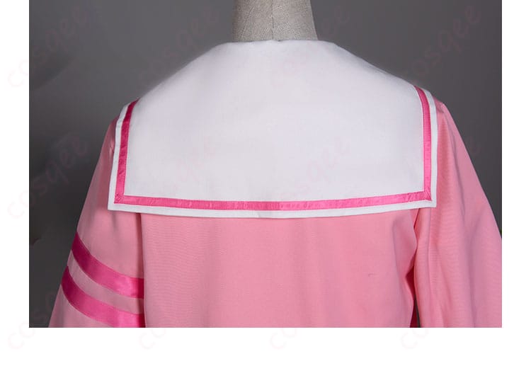 真中らぁら コスプレ衣装の披肩装飾ディテール | 冬服らしい温かみのある披肩デザイン