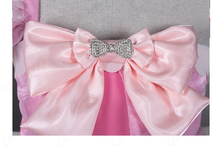 「春音あいら コスプレ衣装の粉色蝴蝶の装飾細部。美しいデザインが魅力的。」