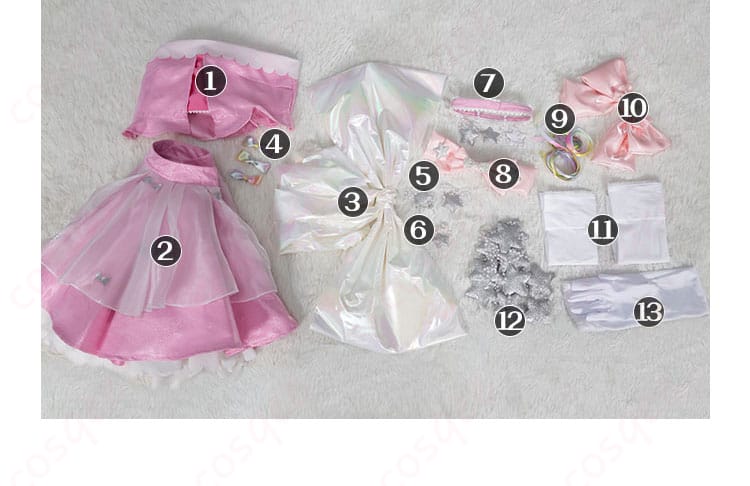 「春音あいら コスプレ衣装のセット内容の全体図。すべてのアイテムが確認できます。」