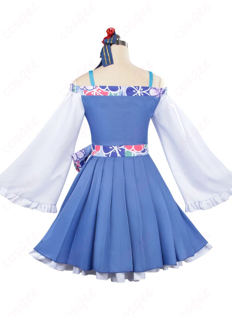 変人のサラダボウル サラ・ダ・オディン コスプレ衣装 背面画像。背面のディテールと美しい仕上がりが際立つ。