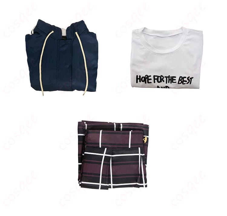 井芹仁菜 コスプレ衣装 セット内容の表示。コート、Tシャツ、スカートが一緒に展示されている画像。