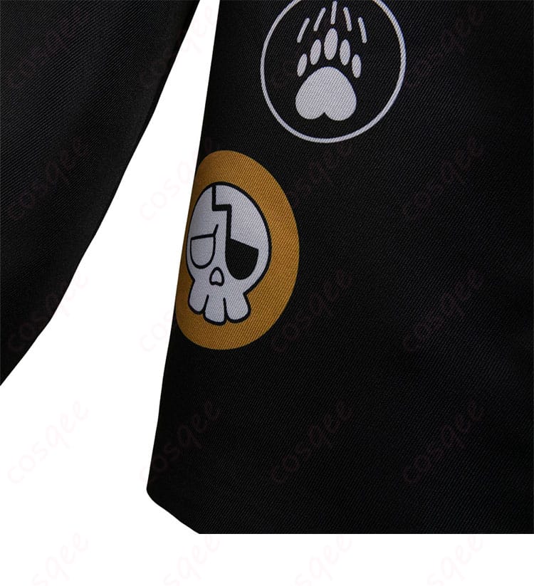 コスプレ衣装の衣摆装飾。細かいデザインが魅力的で、全体のバランスが完璧。