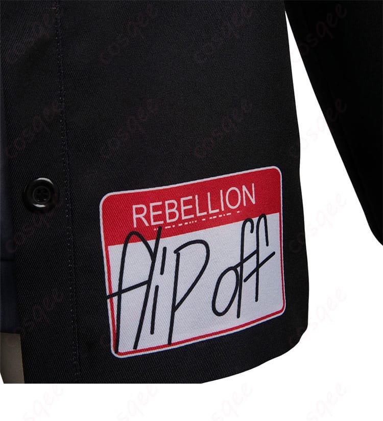 コスプレ衣装の門襟装飾の細部。キャラクターの特徴的なデザインが見事に再現されています。