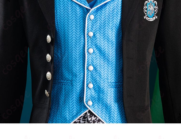 ロレンス・ブルーアーのコスプレ衣装、門襟装飾の細部。精緻な刺繍と美しい仕上がり。