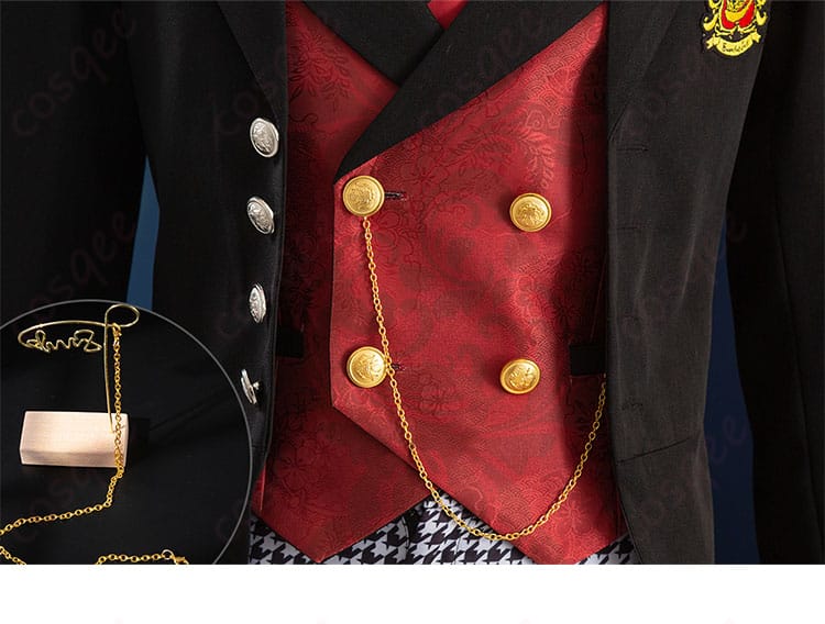 エドガー・レドモンドの衣襟装飾、コスプレ衣装の精細なディテール