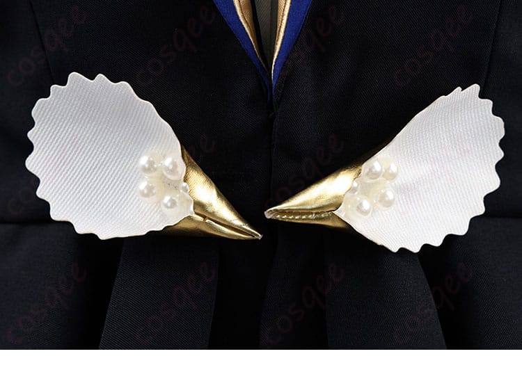 黒執事 シエル コスプレ衣装 腰周り装飾の細部。リアルな装飾で、シエルの魅力を引き立てます。