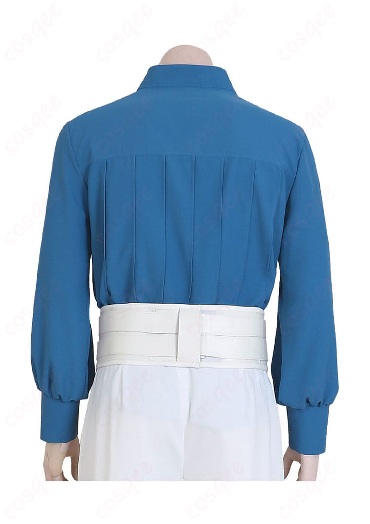 ホムラ コスプレ衣装の襟元の装飾詳細。繊細な刺繍とデザインが魅力的。