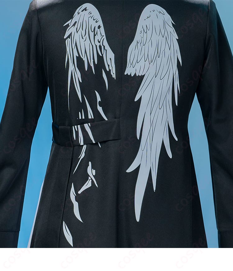 プロセカ 小豆沢こはね コスプレ衣装 背面のディテール。完全に再現されたライブ衣装のバックスタイル。