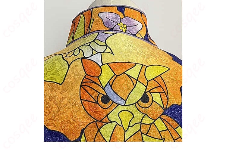 コスプレ衣装 背面装飾ディテール 細やかなデザインと仕立て