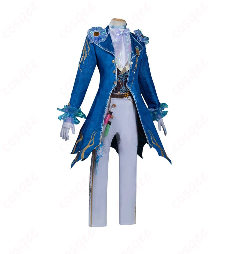 コスプレ衣装の左側の視点。細部まで忠実に再現されたデザインが際立ちます