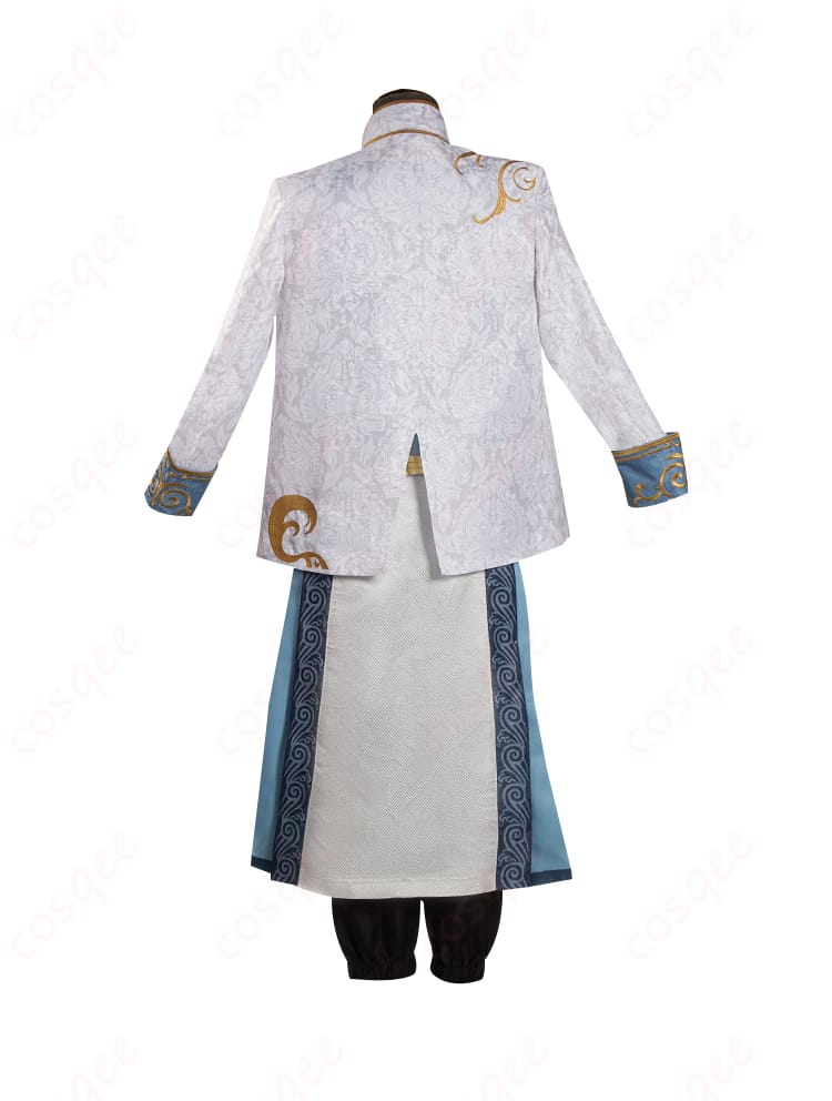 背面から見た白黒無常コスプレ衣装の全貌。