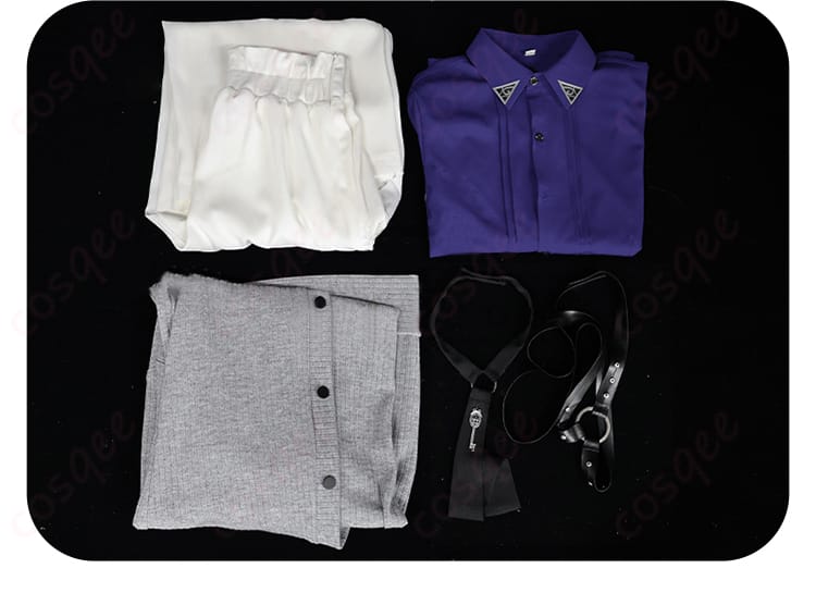 展示套装内容的图 – セット内容全体を展示。コスプレのすべてのアイテムが一目で分かります。