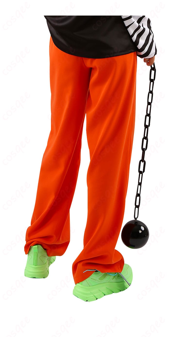 本橋依央利 コスプレ衣装の後ろ姿を紹介、ディテールも忠実に再現