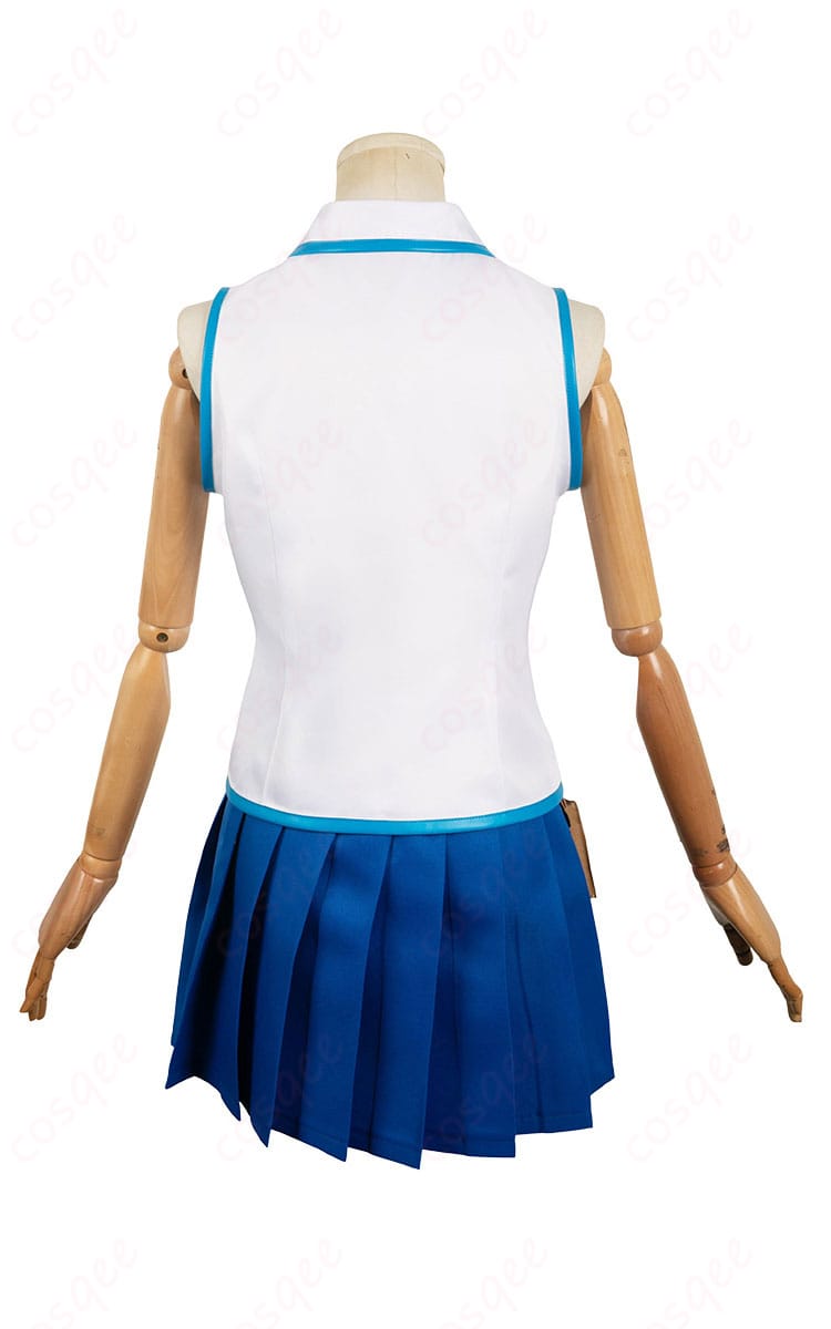 ルーシィ・ハートフィリア コスプレ衣装背面。背中のデザインにもこだわり、細部まで完璧に再現。