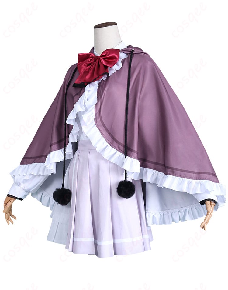 左側から見たねりコスプレ衣装、リボンとスカートのディテールが見える。