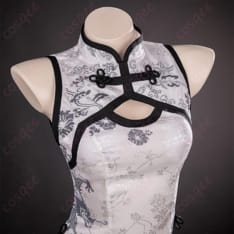 ヨスガノソラ 春日野穹の黒チャイナ風コスプレ衣装 しなやかで写真映えする着こなしへ - 3枚目の画像（サムネイル）