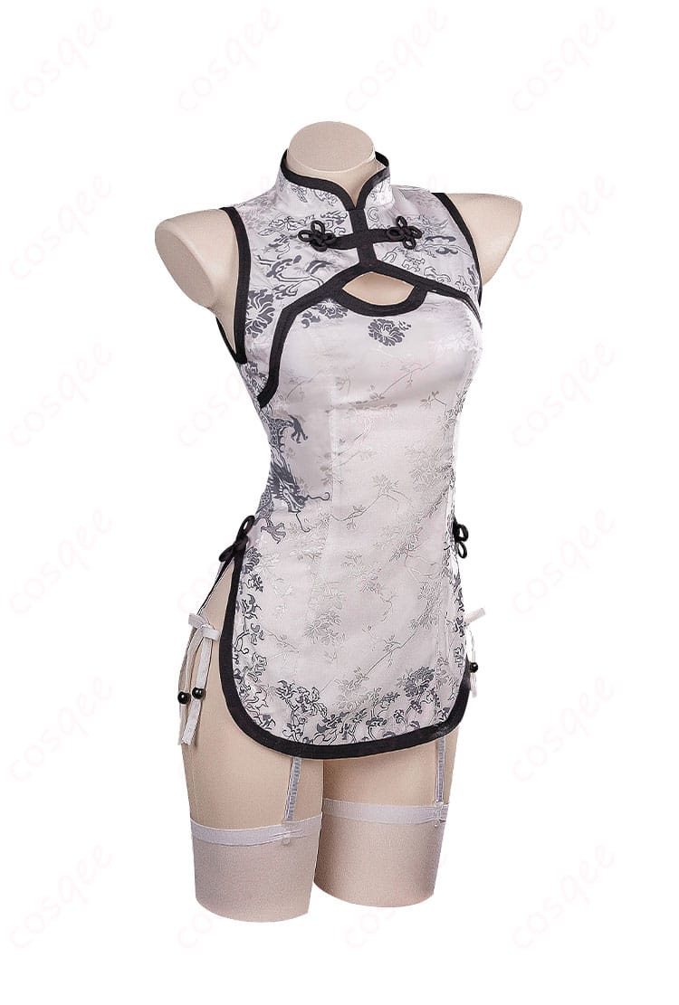 春日野穹 コスプレ衣装の正面、チャイナドレススタイルで美しいディテールを忠実に再現