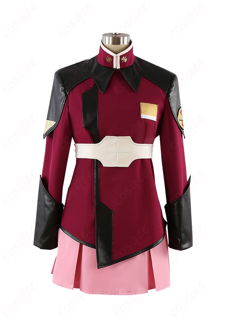 ルナマリア・ホークのコスプレ衣装正面、ディテールまでこだわった精緻な作り。