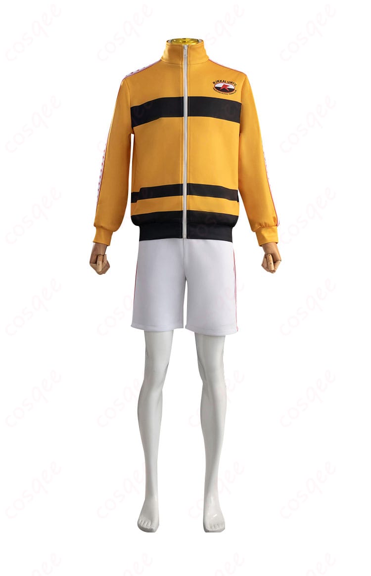 短パンの正面デザイン、ディテールを確認