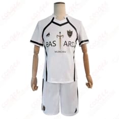 ブルーロック ミヒャエル・カイザーのユニフォーム風コスプレで躍動感ある一枚を - 1枚目の画像（サムネイル）