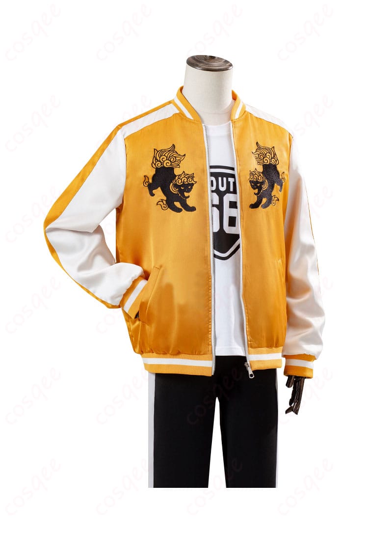 兎耳山丁子のコスプレ衣装の右側からの全体画像。