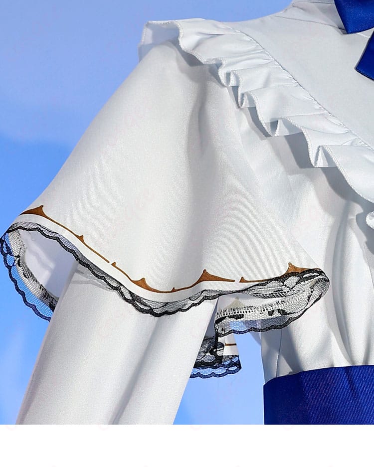 エリーラ・ペンドラ コスプレ衣装の肩袖装飾の詳細。アクセントとなるデザインで豪華さを演出。