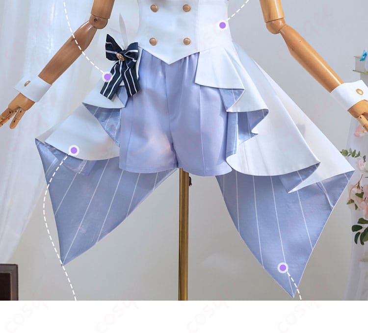 香風智乃コスプレ衣装の細かいディテール。刺繍やレースなど、細部まで美しく再現されています。