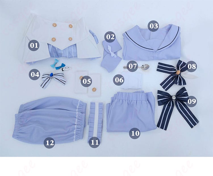 コスプレ衣装のセット内容。すべてのパーツが揃った完璧なコスチューム。