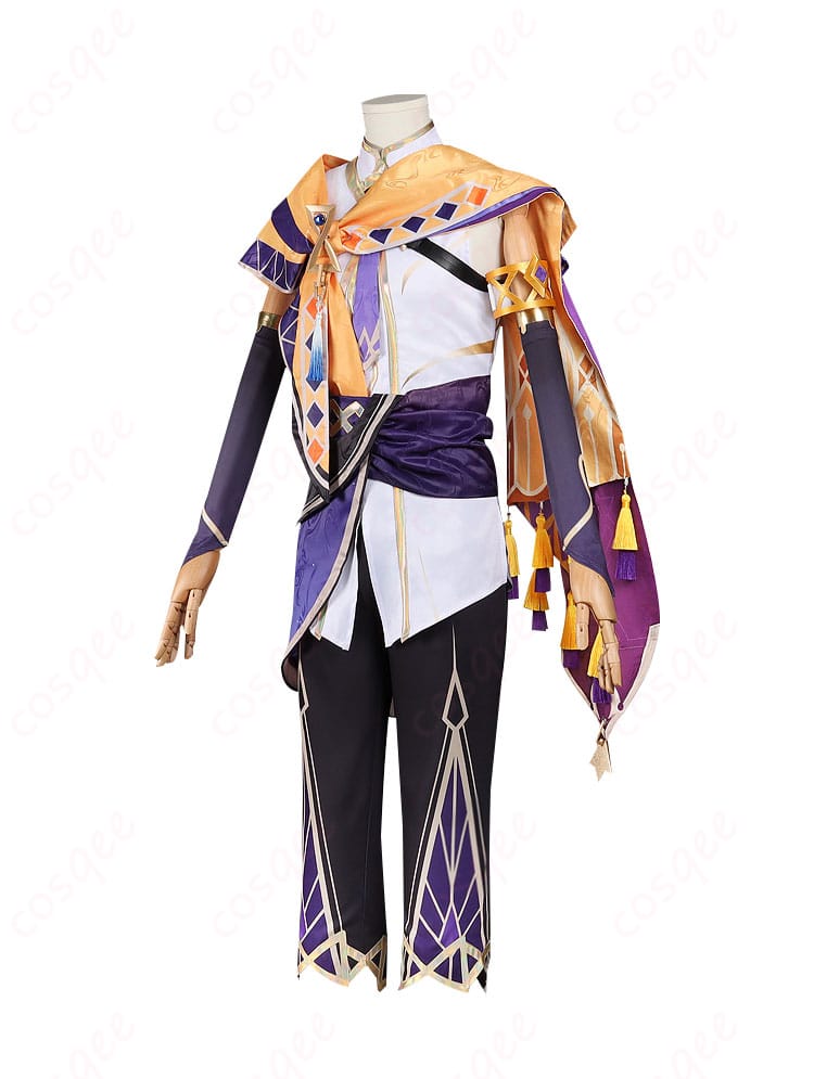 セトス コスプレ衣装の側面画像。コスチューム全体の美しいラインを確認できます。