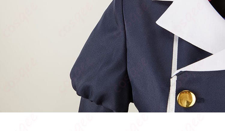 伊草ハルカ コスプレ衣装の肩袖装飾の細部。細やかなディテールでキャラクターらしさを再現。