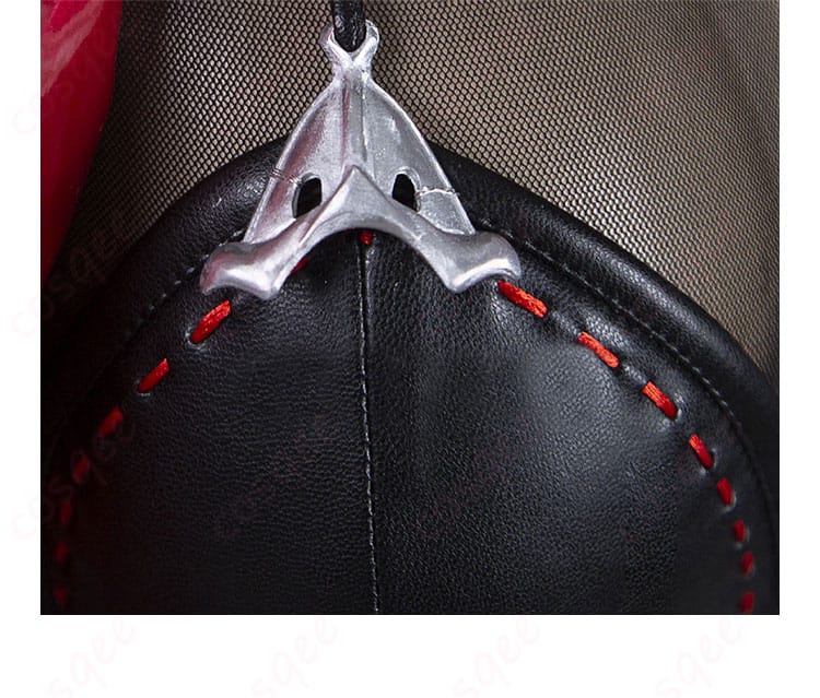 勝利の女神:NIKKE ボリューム コスプレ衣装 前胸部分の詳細 - キャラクターの魅力を完璧に再現!